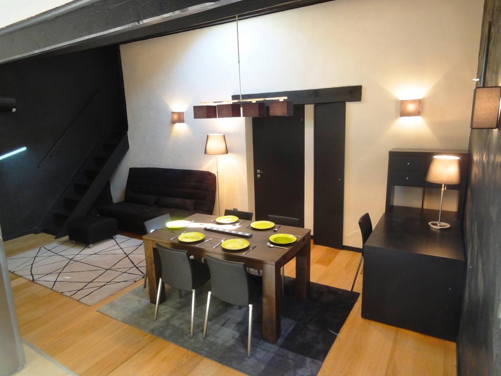 Les Olives Apartment Uzes Exterior photo
