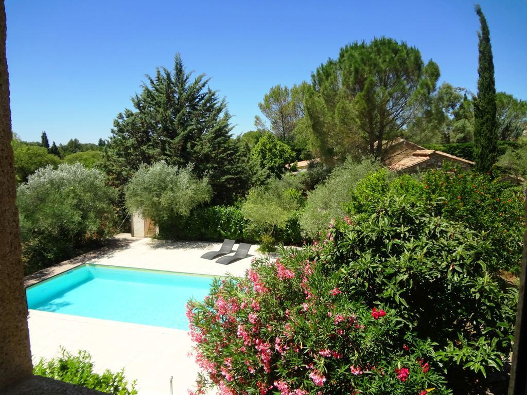 Les Olives Apartment Uzes Exterior photo